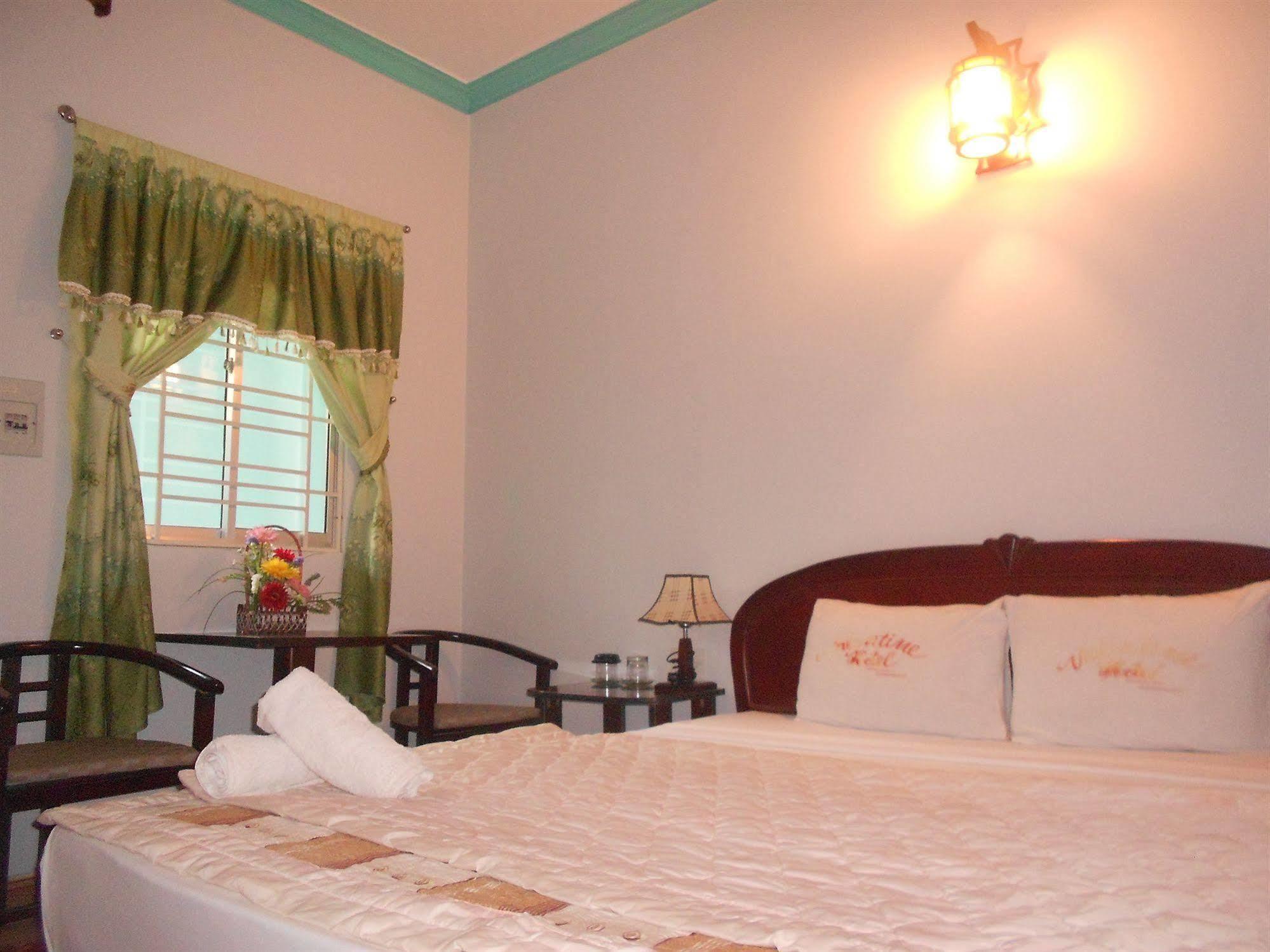 Valentine Hotel Hue Zewnętrze zdjęcie